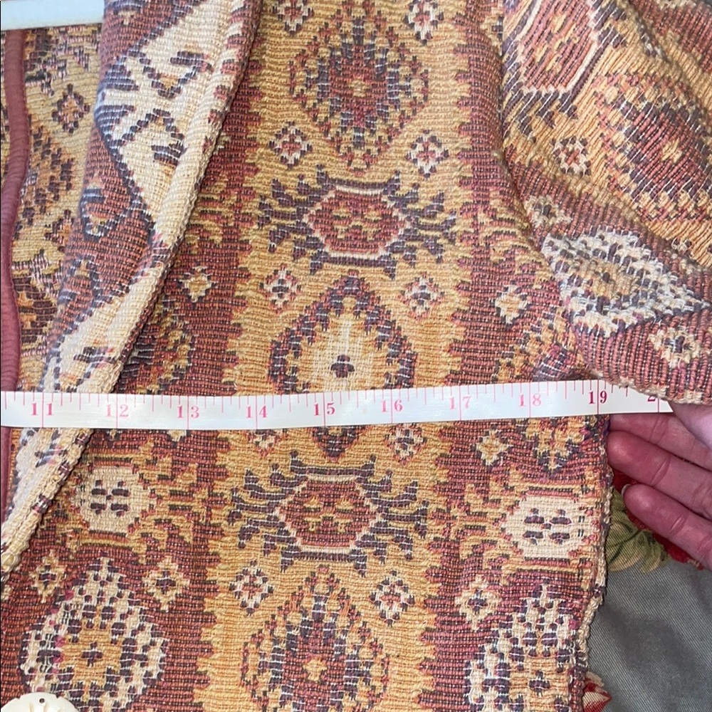 Vintage Patterned Jacket - image 3